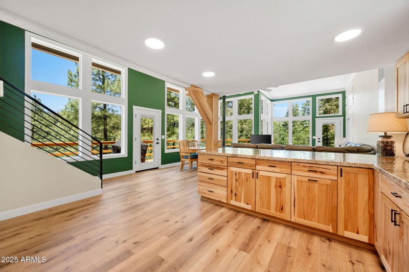 9-Kitchen (4)