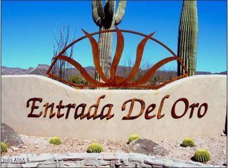 ENTRANCE TO ENTRADA DEL ORO