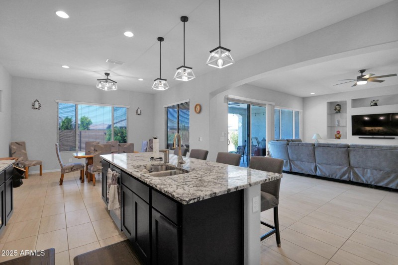 27667 Mohawk - 12Kitchen Greatroom