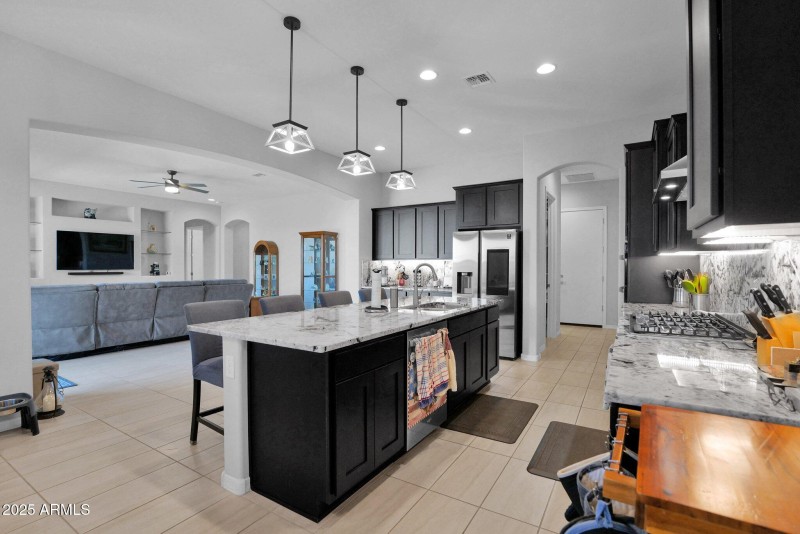 27667 Mohawk - 14Kitchen Greatroom