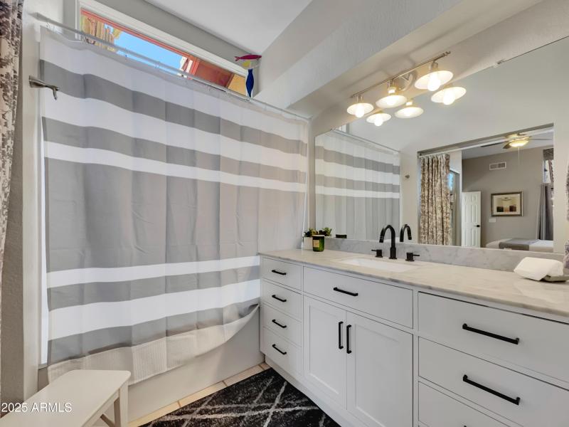 b04ecb88-90a7-4be7-9d23-b720dca15b14