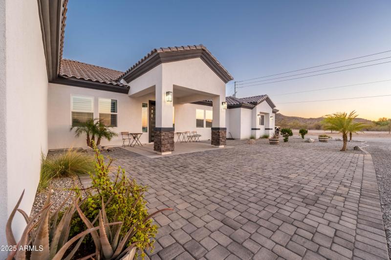 8017 S 143rd Ave Goodyear AZ 85338-7