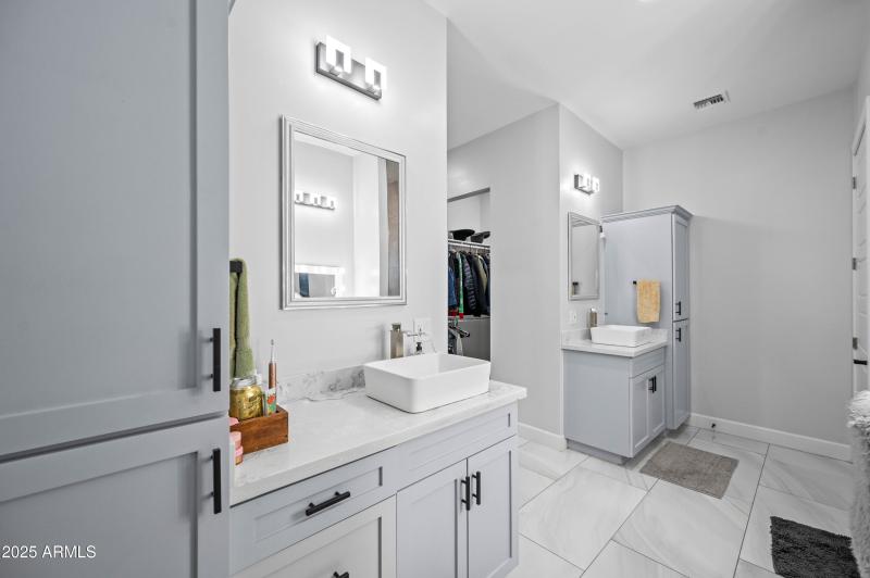 8017 S 143rd Ave Goodyear AZ 85338-67