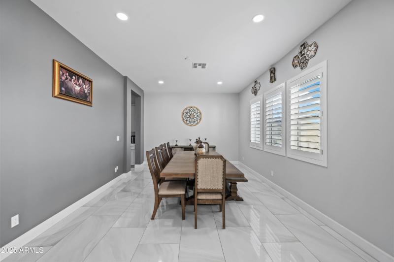 8017 S 143rd Ave Goodyear AZ 85338-74