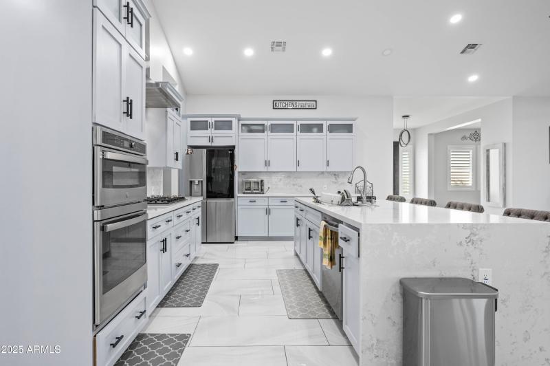 8017 S 143rd Ave Goodyear AZ 85338-93