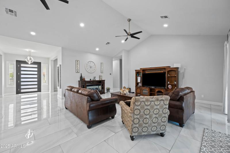 8017 S 143rd Ave Goodyear AZ 85338-94