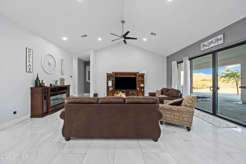 8017 S 143rd Ave Goodyear AZ 85338-95