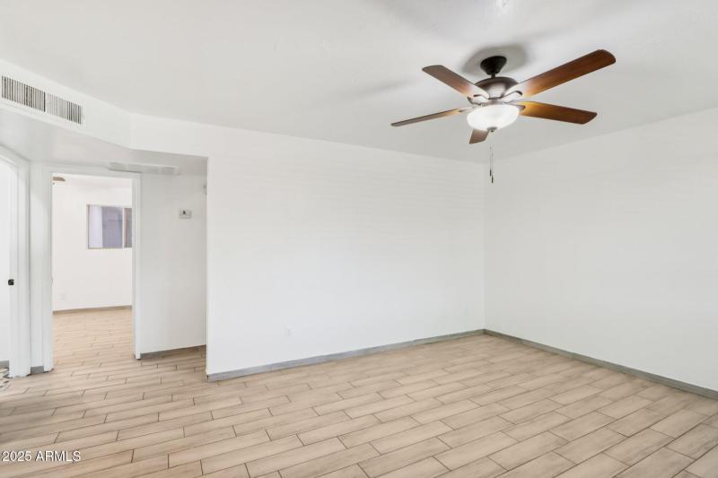 12-web-or-mls-N 16th St-2006-012