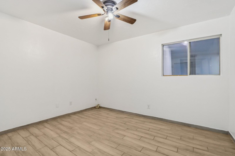 17-web-or-mls-N 16th St-2006-017