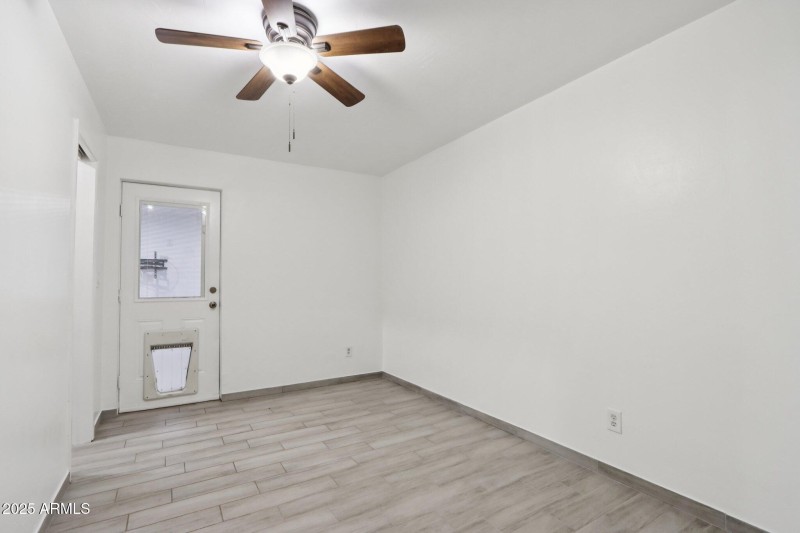 20-web-or-mls-N 16th St-2006-020