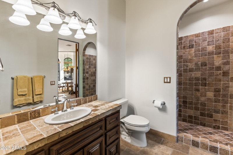 11773 E Desert Trail Rd-82