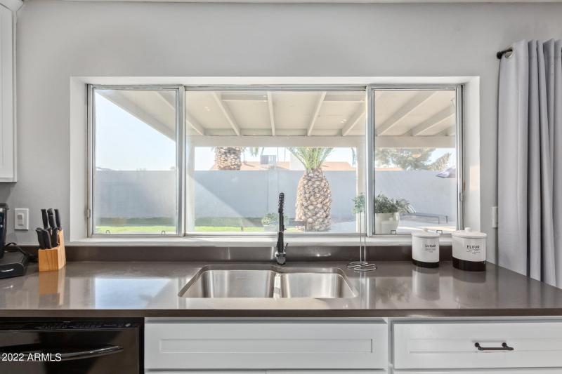 5337 E Gelding View to Back Yard