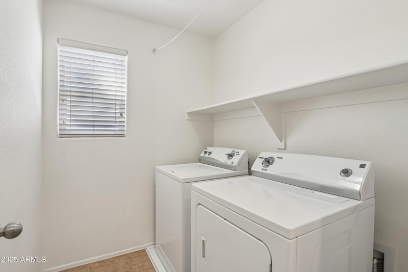 23-print-N Evergreen St-2106-023