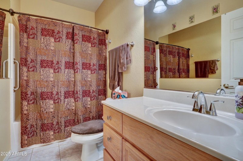 20 Guest Bathroom 1 1