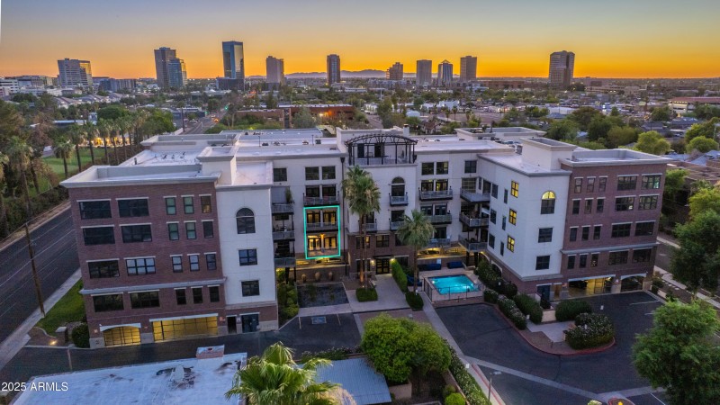 914 E Osborn #208-46