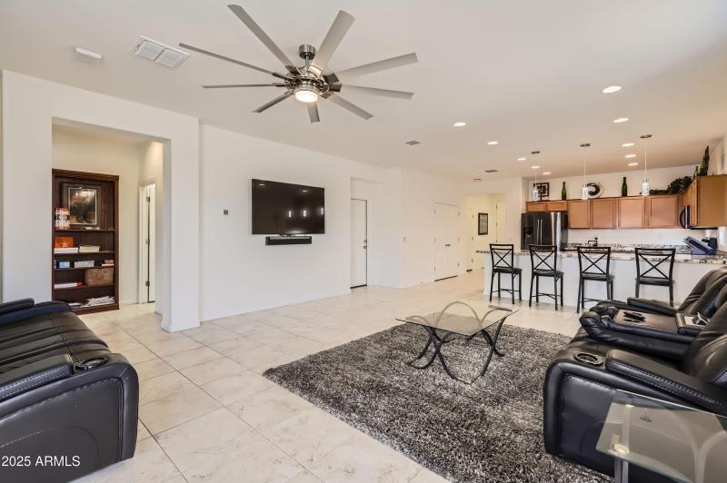 7665 W Fetlock Trail - MLS Sized - 006 -