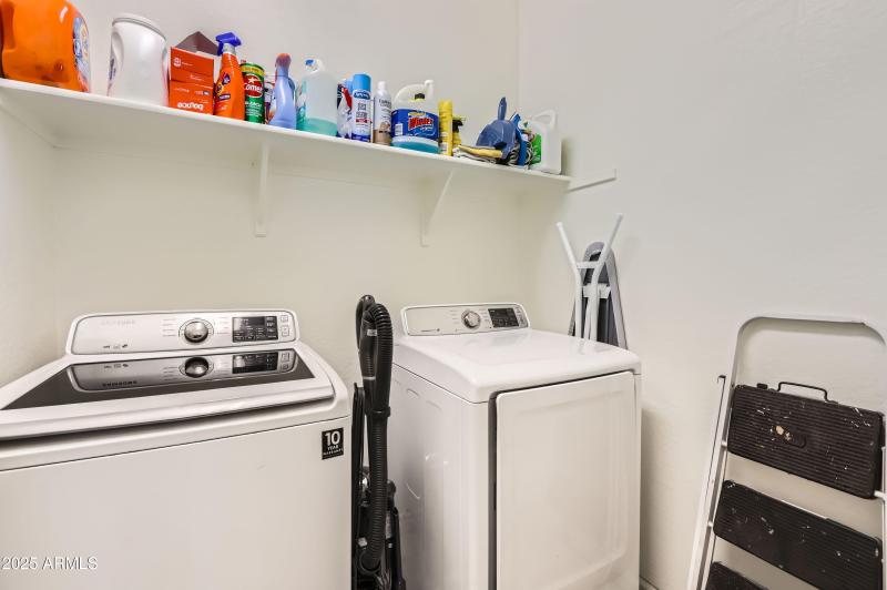 7665 W Fetlock Trail - MLS Sized - 019 -