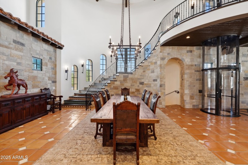 21-Dining Table