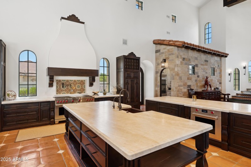 17-Kitchen