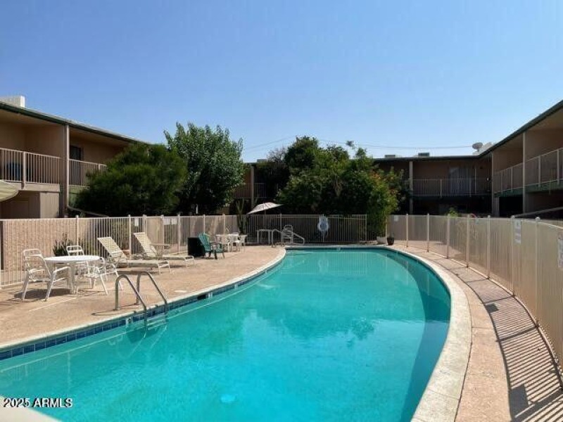 20210915040642411851000000-o