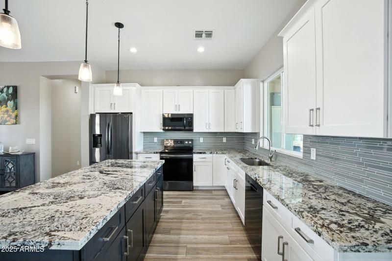 8-web-or-mls-DSC03463 Boogie ThePhotogra