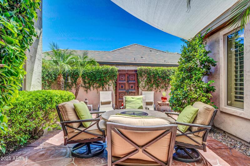 2383 E Zion-77_(2048)