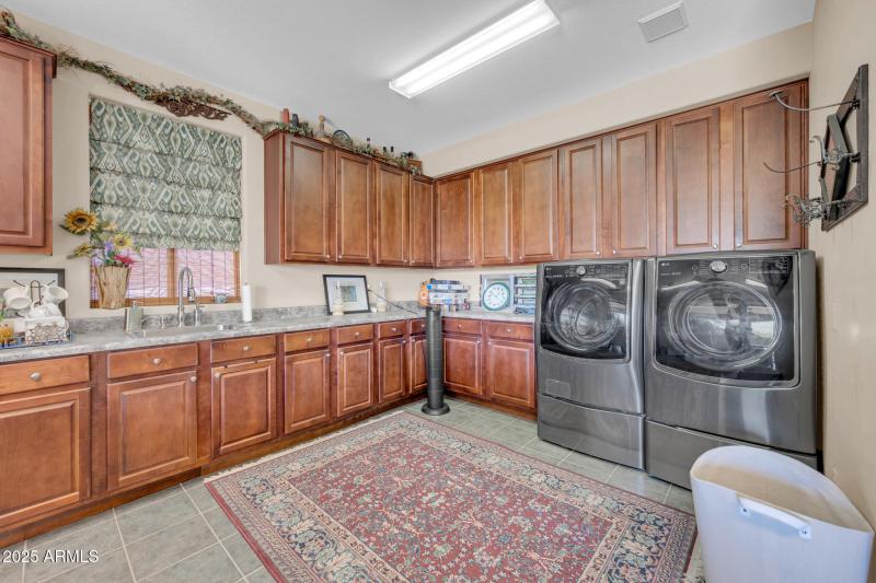 2383 E Zion-46_(2048)