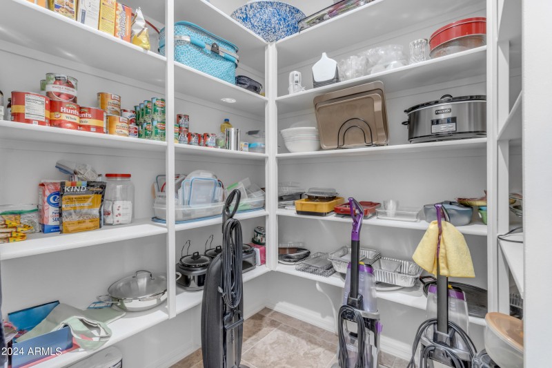 079_a4m_tom jovanovski