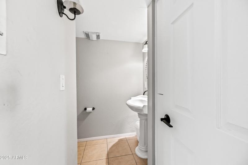 16-4630N68S242-ocupix