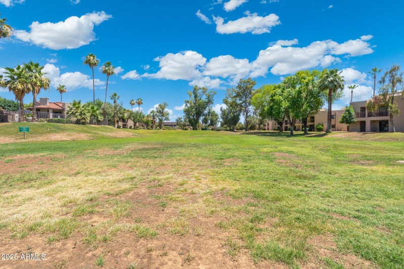 33-web-or-mls-QVB09271-HDR-Edit