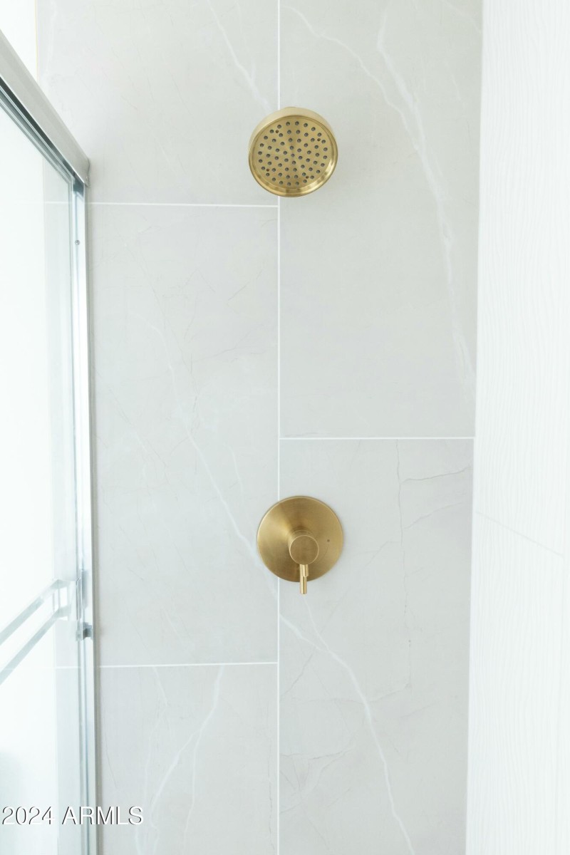 Shower Fixtures
