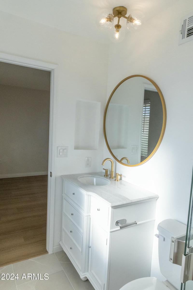 Main Bathroom Vanity