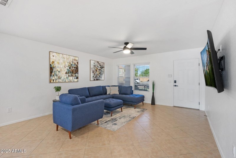 e575f02b-8f98-4c11-b37e-37354d8741f5