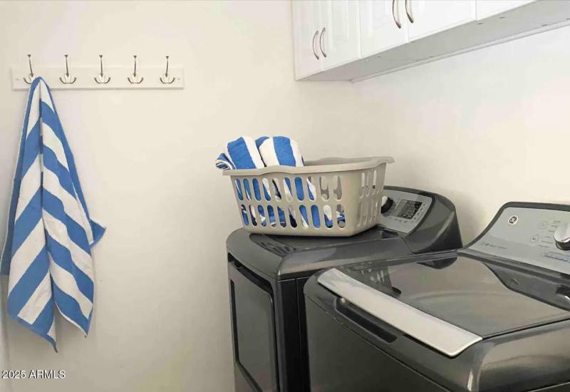 c7b540a4-88cd-49cb-be81-a364b5ce8f54