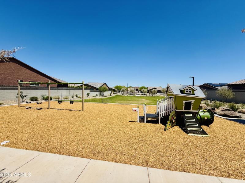 71BFA35D-0A40-4646-8CFF-222B963AD52F_1_2