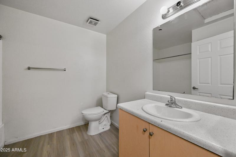 19-3065N67A235-ocupix