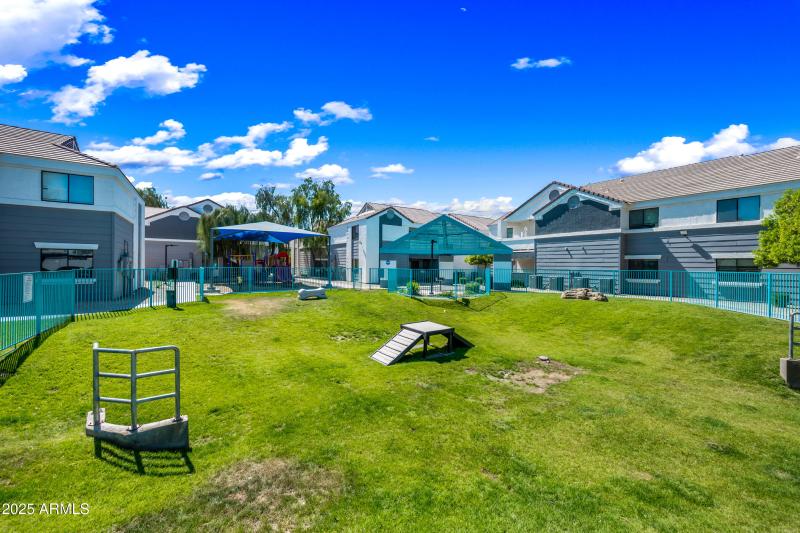 13EVA-3065N67A-ocupix-Comm-G-SS