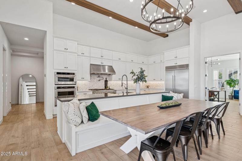 12-web-or-mls-19910-e-vallejo-st