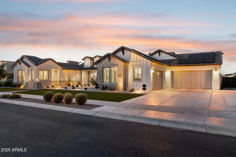 62-web-or-mls-19910-e-vallejo-st