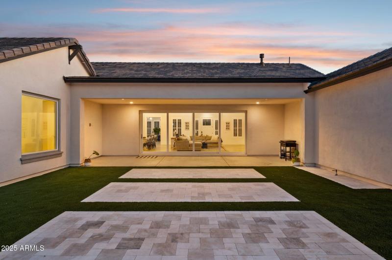 71-web-or-mls-19910-e-vallejo-st