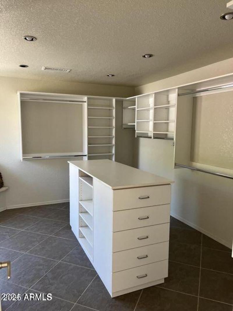Walk-in closet