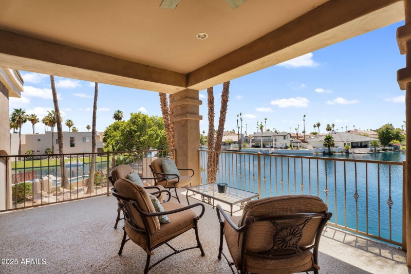 Deck outside of Primary