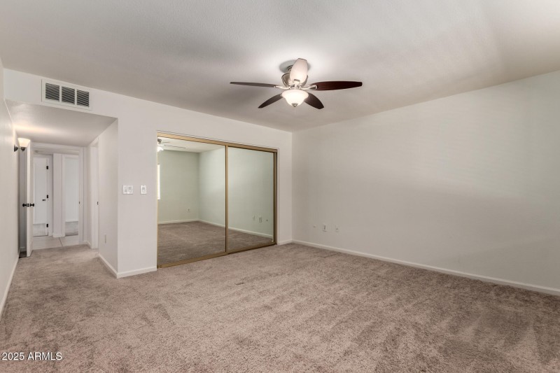 Mirrored Closet & Sitting Area