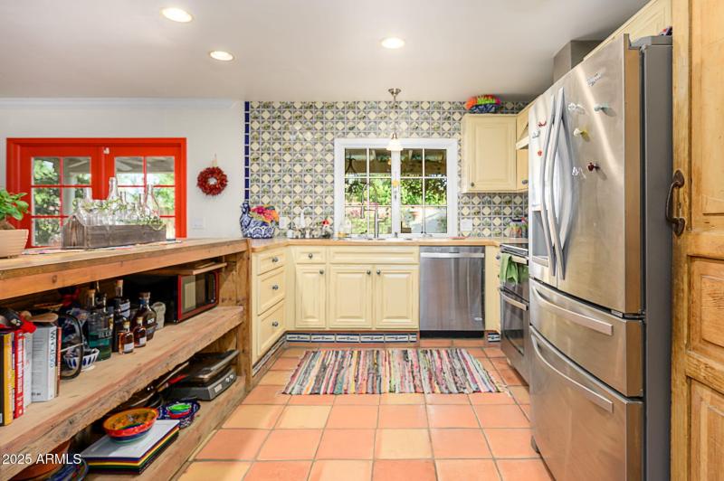 15-web-or-mls-Crocus-22