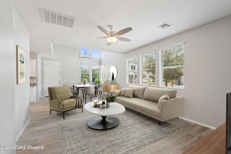 14-web-or-mls-W Encanto Blvd-2106-011 v