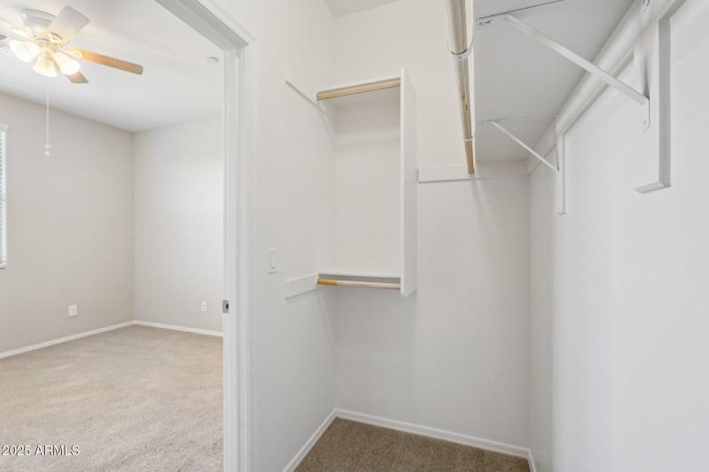 37-web-or-mls-W Encanto Blvd-2106-031