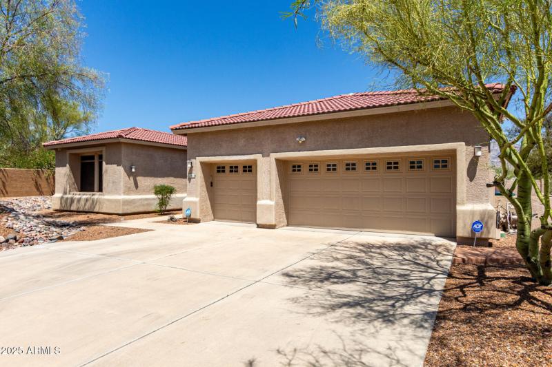 3-Car Garage & Wide Driveway