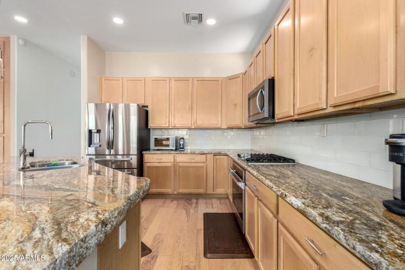 Expansive Counters and Storage