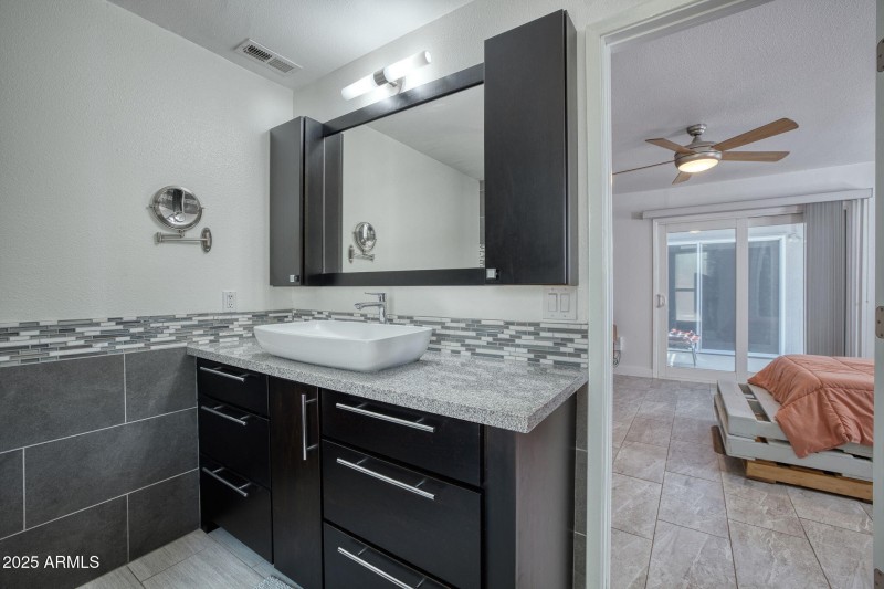 11035 N 37th St Phoenix - 321