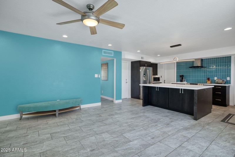 11035 N 37th St Phoenix - 295